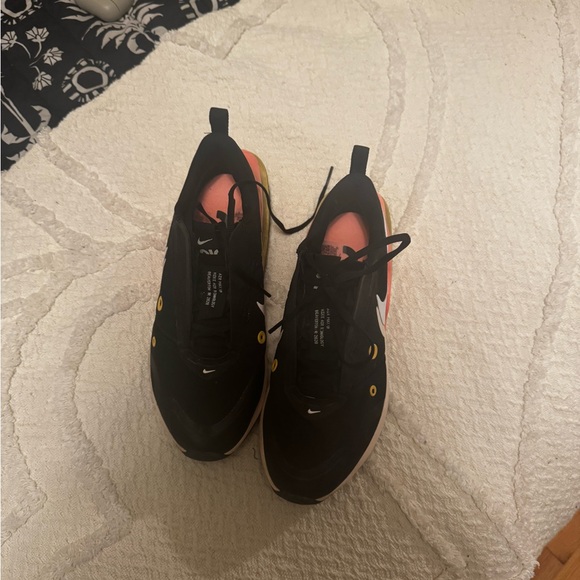 Nike Black and Pink Athletic Shoes - Picture 5 of 5